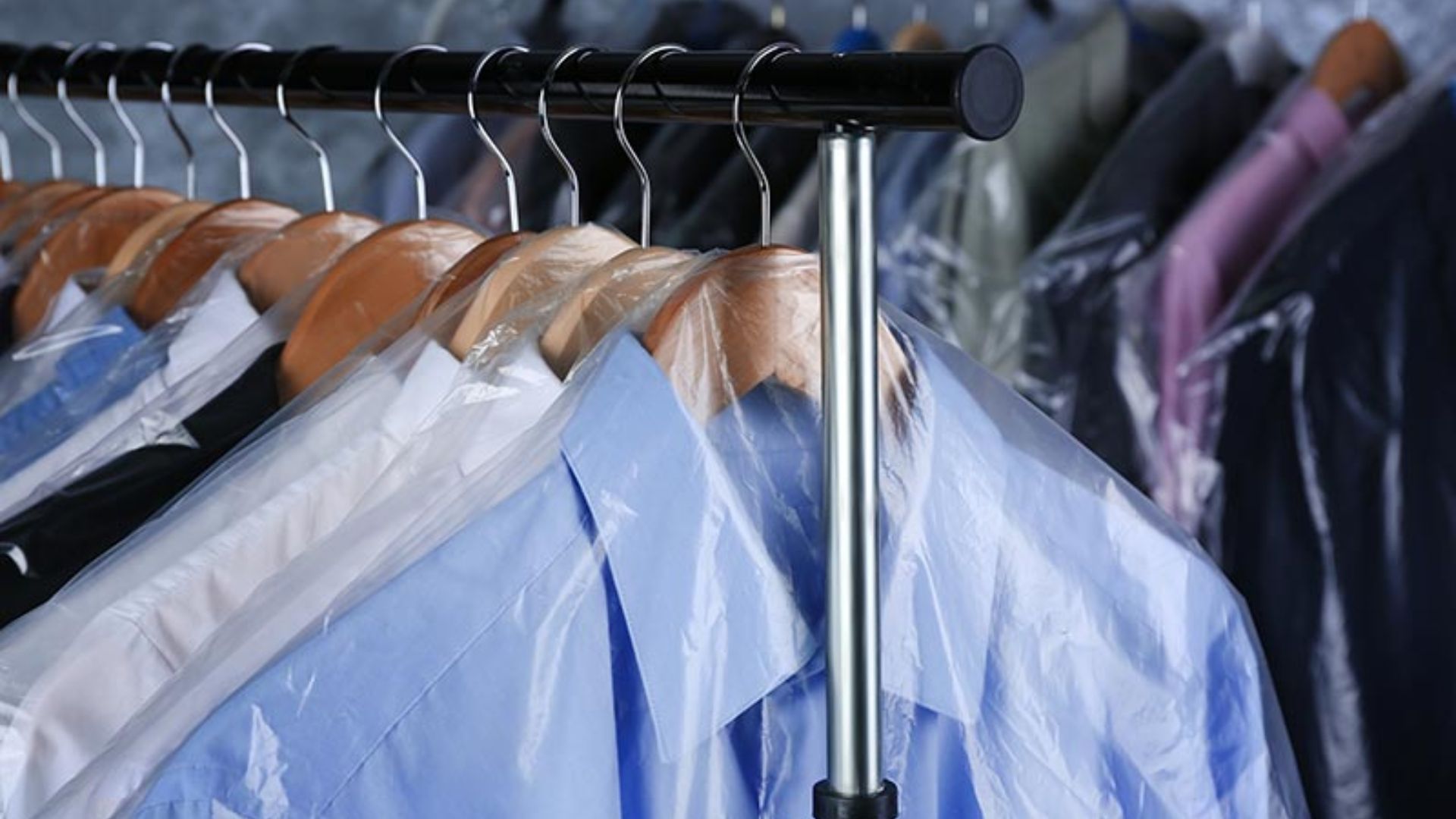 Spotless Solutions: Finding the Right Dry Cleaner Shop